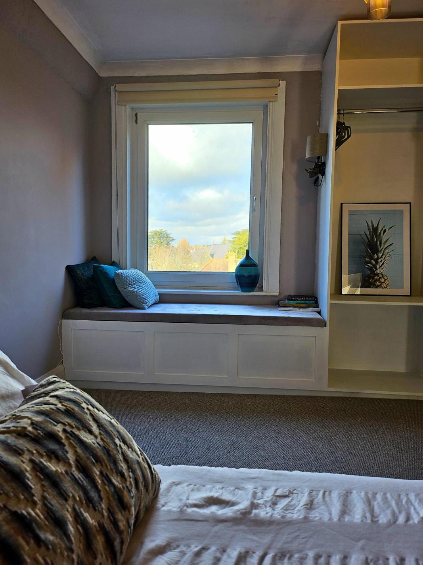 Seaview 2 Bedroom Apartment Littlehampton Buitenkant foto