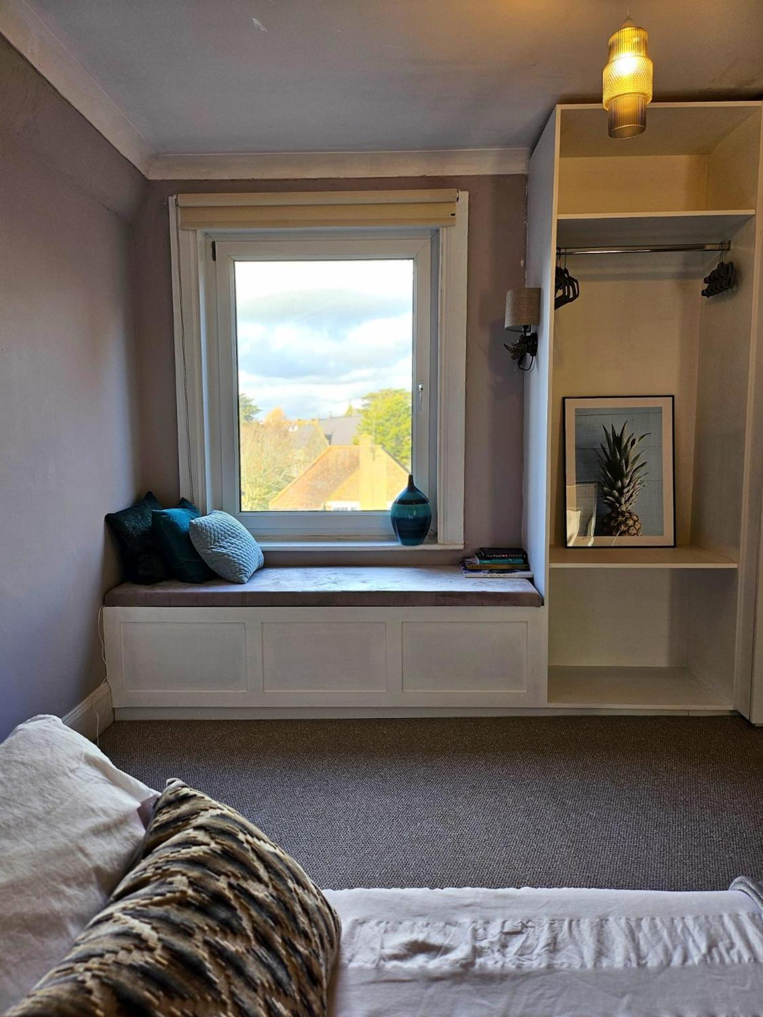 Seaview 2 Bedroom Apartment Littlehampton Buitenkant foto